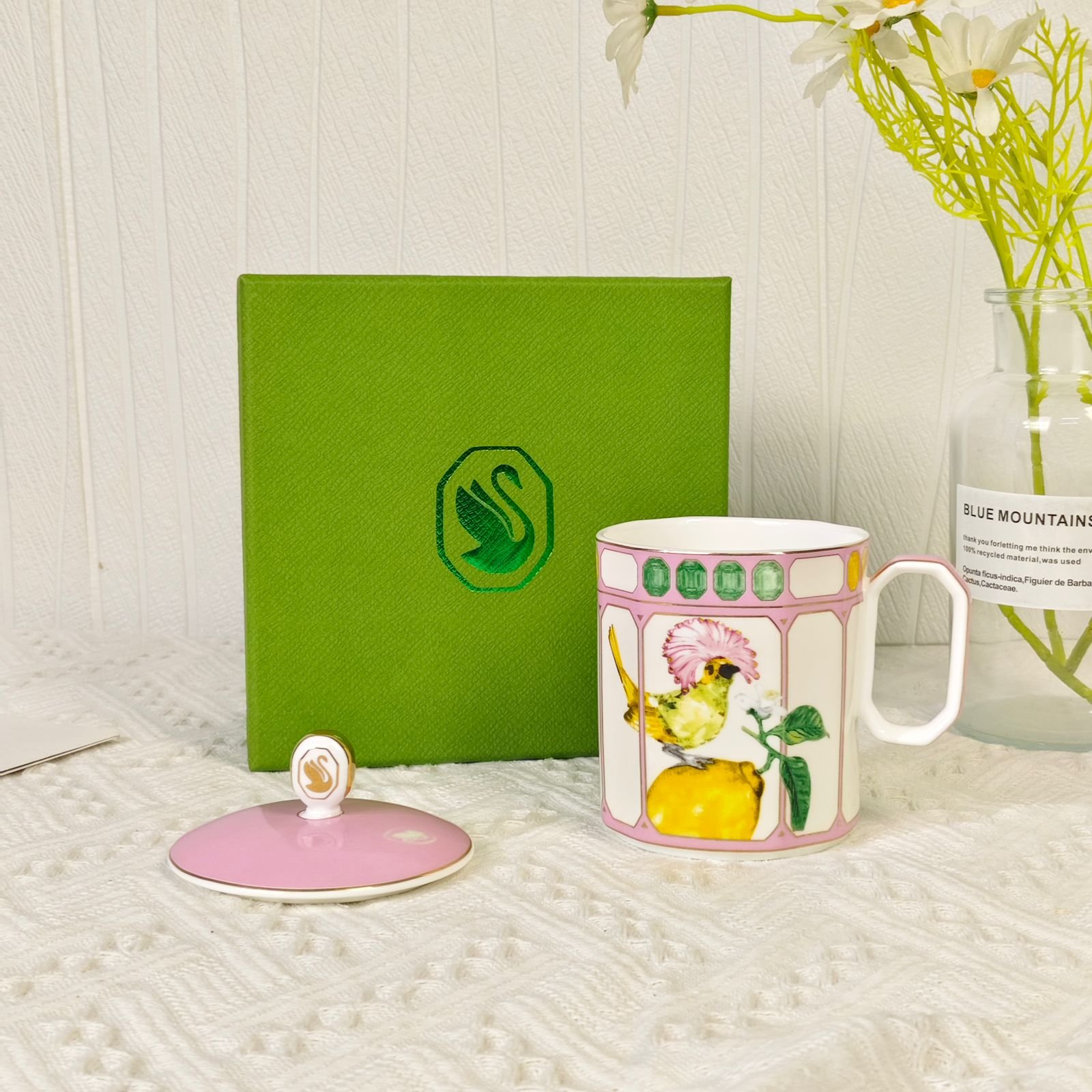 Swarovski x Rosenthal Signum Fern Mug with lid , Marshmallow color - Swarovski Mug | Aleppo Gift UAE